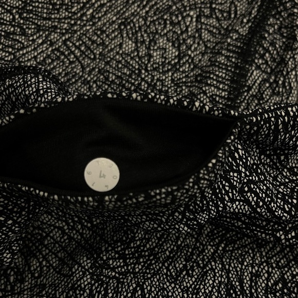 Lululemon Wunder Under III 28” - Picture 7 of 7